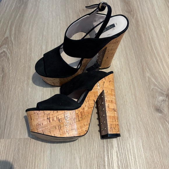 Zara Woman Black Suede Cork Platform Heels Studded Block Heel Sandals Size EU 39 - Picture 1 of 6
